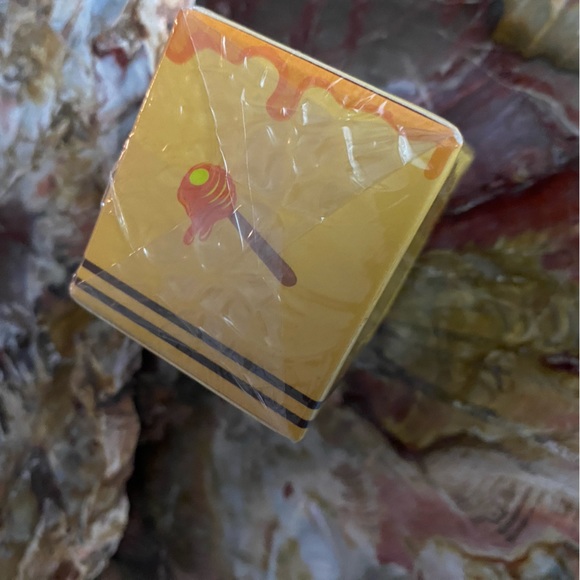 Original 🍯 Honey Bee Balm Lip Propolis Balm Pot - Picture 9 of 11